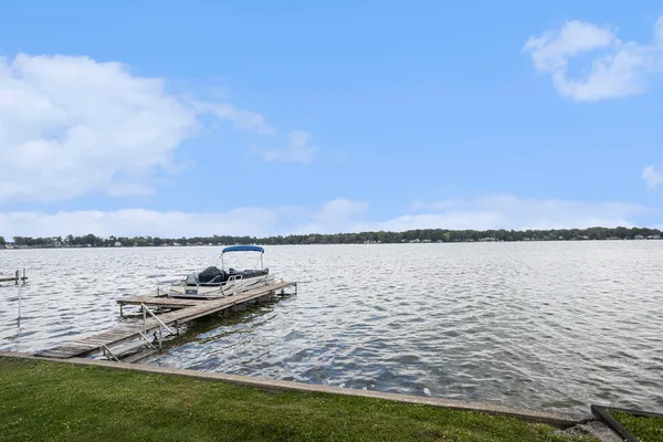 $295,000 | 19536 Lakeshore Drive, Three Rivers, MI 49093