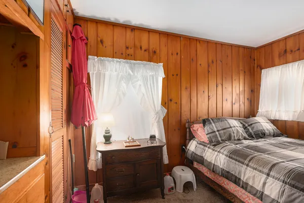 $295,000 | 19536 Lakeshore Drive, Three Rivers, MI 49093