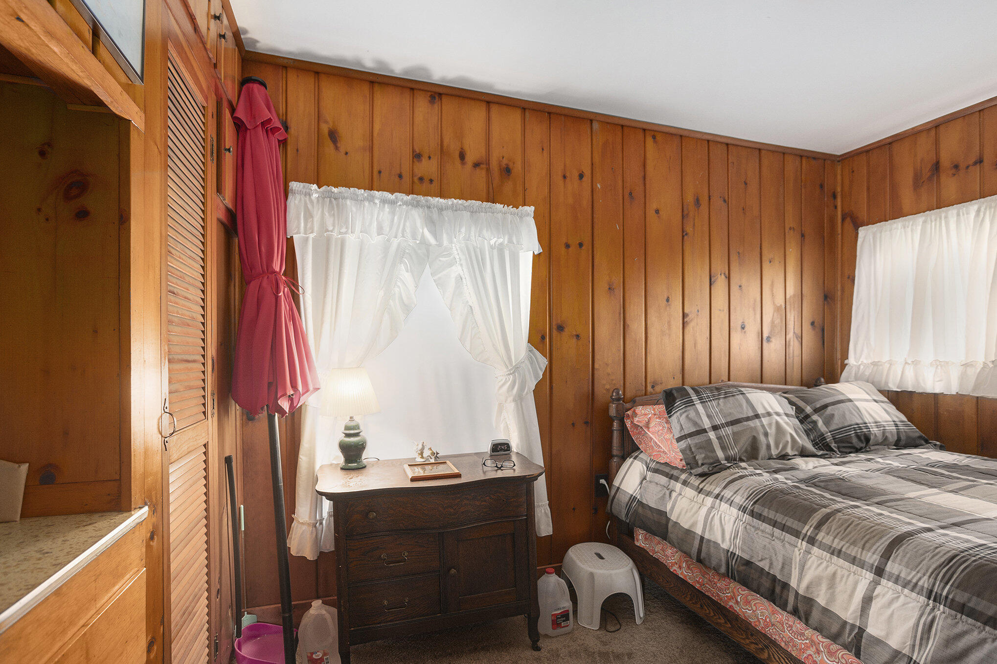 19536 Lakeshore Drive Three Rivers, MI 49093 - Photo 9 of 26 008_581a6567_273