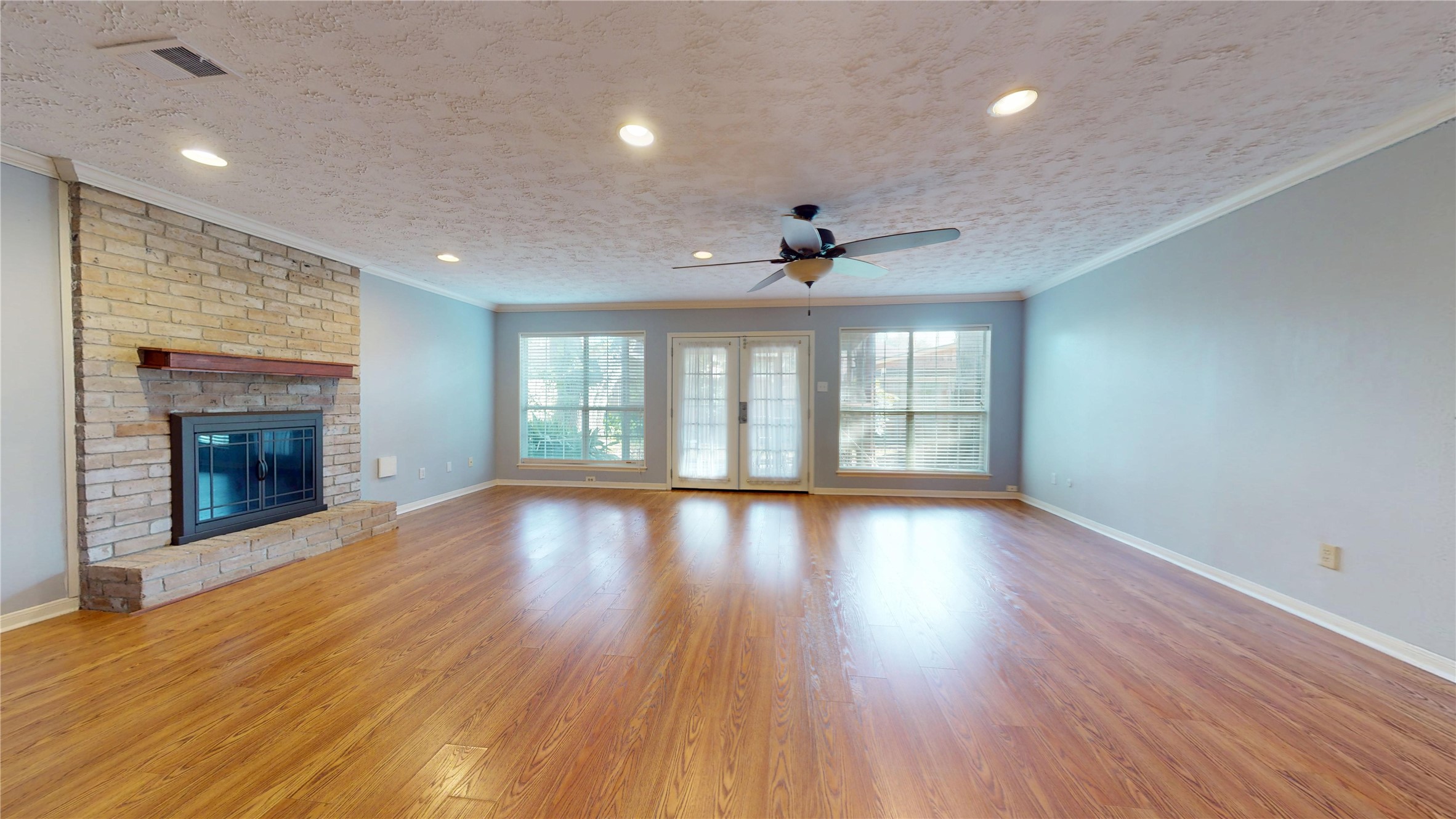 4715 Cypressdale Drive Spring, TX 77388 - Photo 14 of 45 The Living Area is so Big and Lots of Room for Furniture