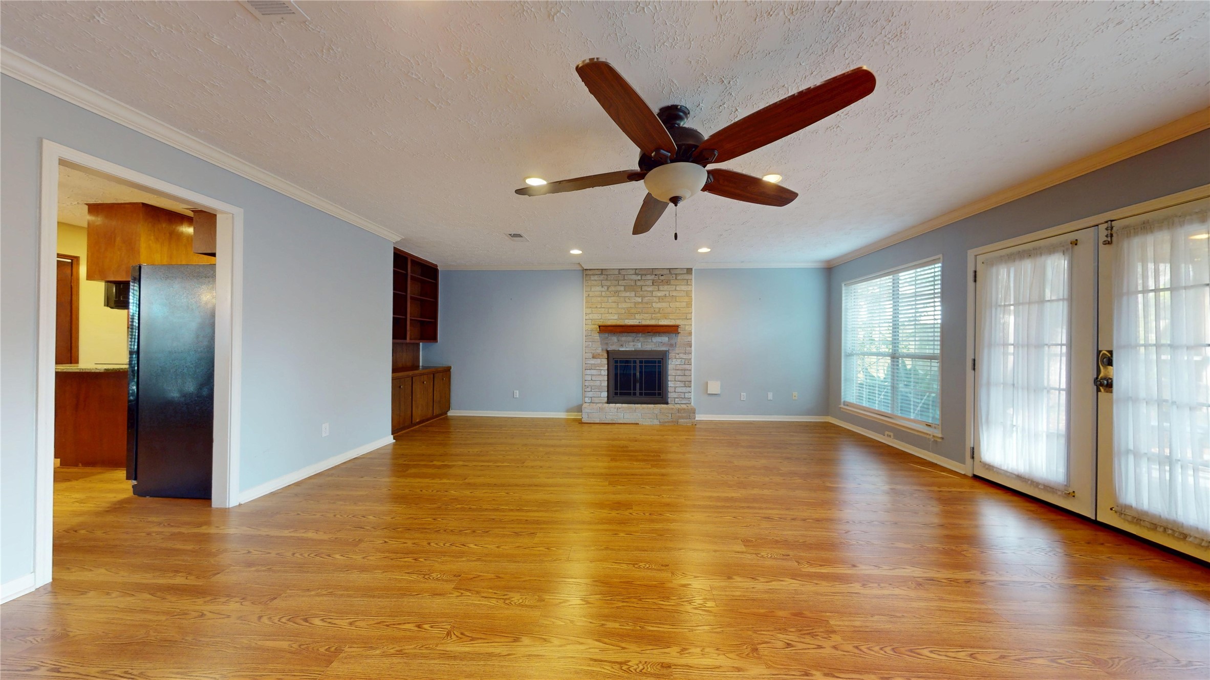 4715 Cypressdale Drive Spring, TX 77388 - Photo 17 of 45 View of Living Area again