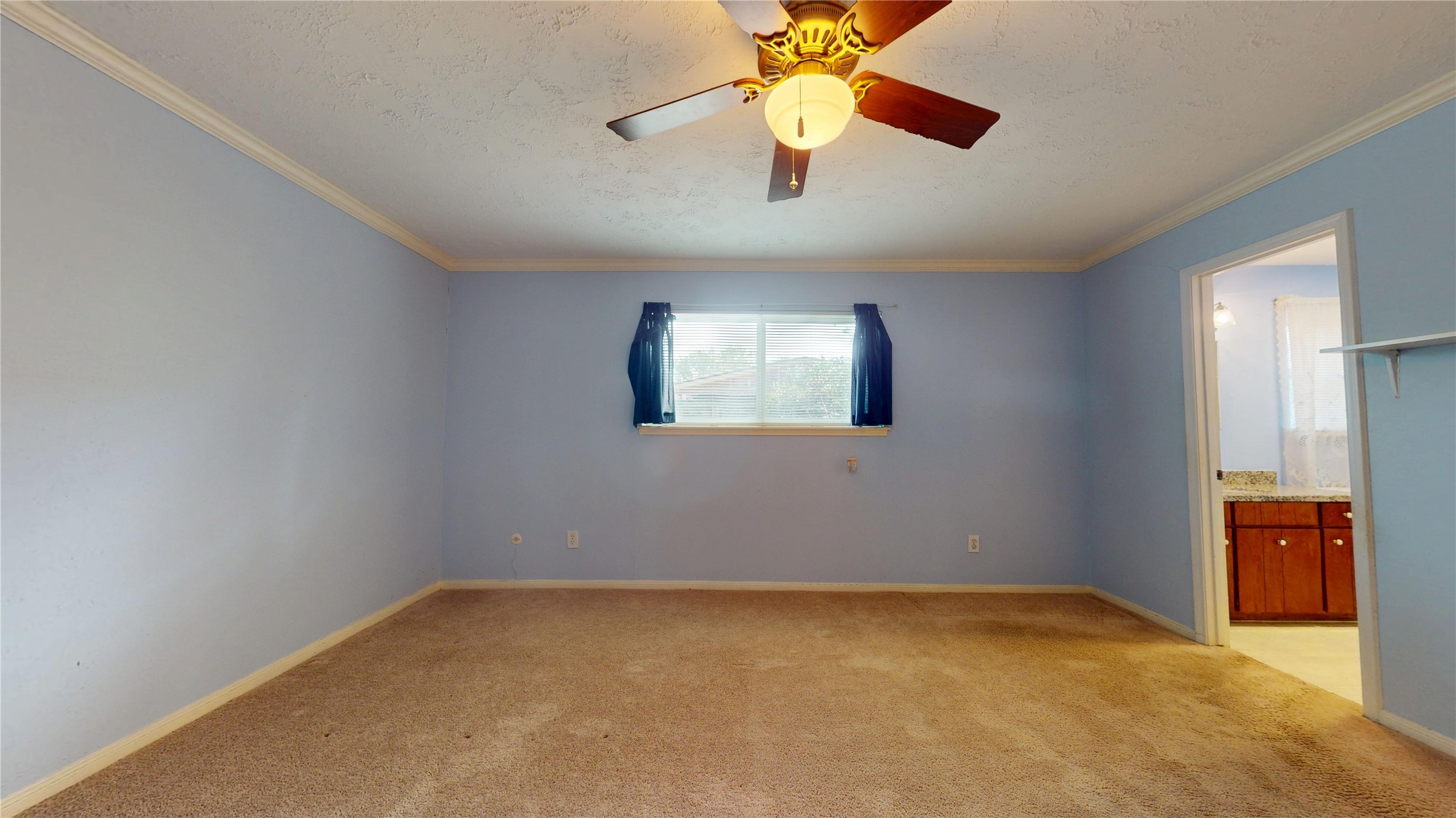 4715 Cypressdale Drive Spring, TX 77388 - Photo 20 of 45 Showing Primary Bath to the left