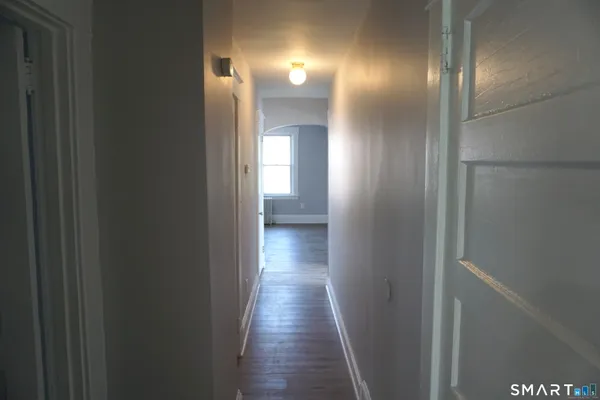 $1,380 | 3371-3373 Main Street, Hartford, CT 06120