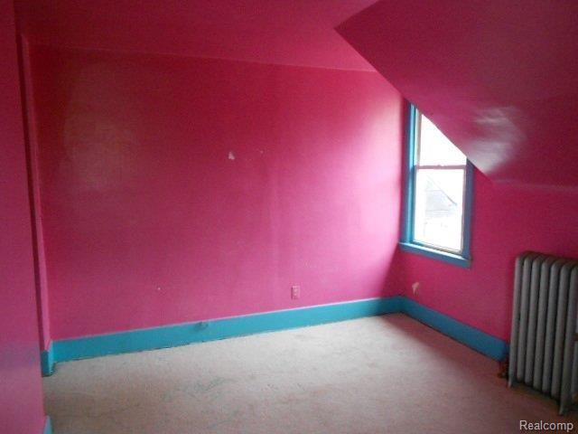 7829 Miller Road Dearborn, MI 48126 - Photo 10 of 16 261-892318-bdrm3.jpg