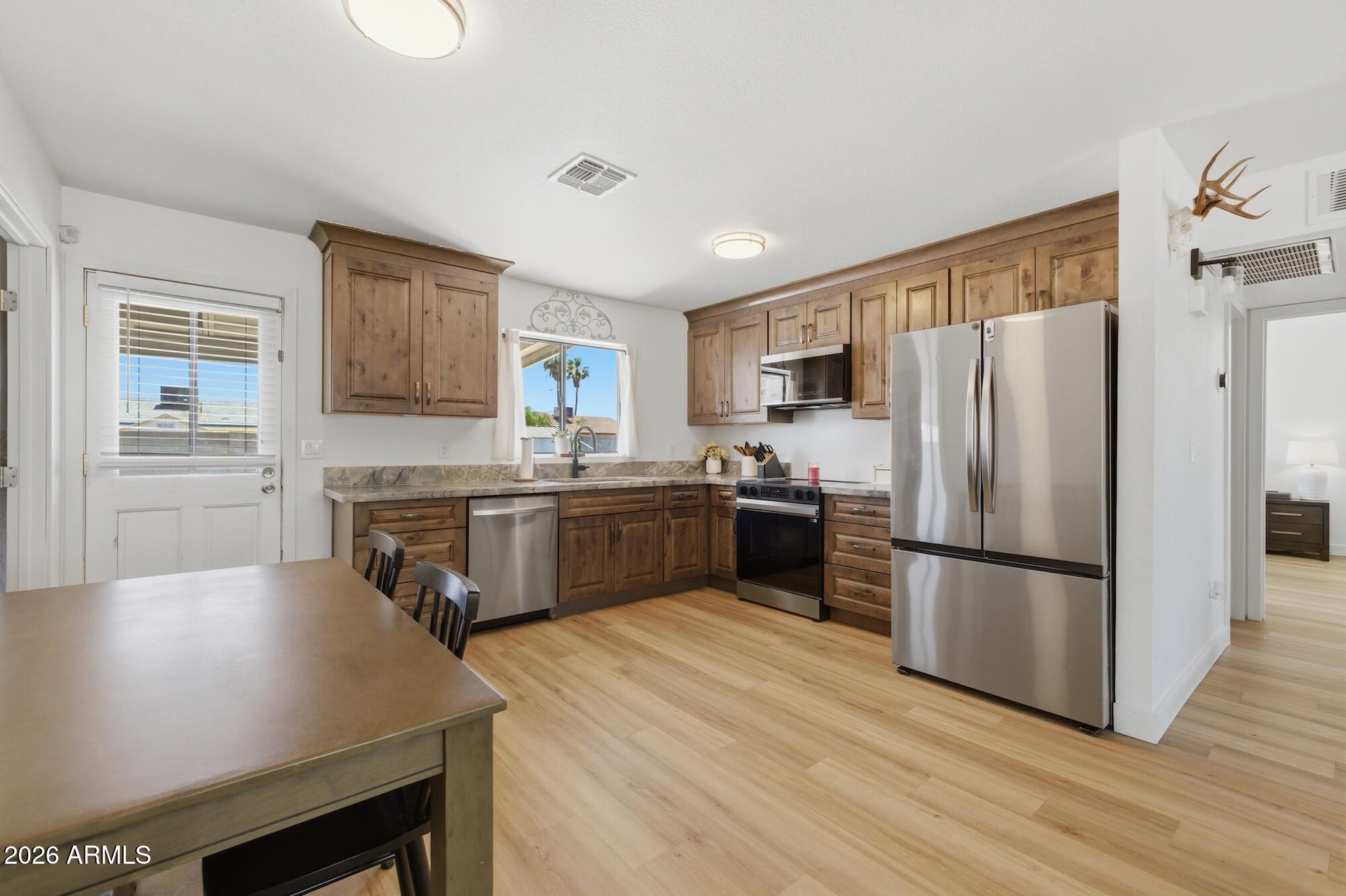 9251 West Gary Road Peoria, AZ 85345 - Photo 5 of 26 _H__5325