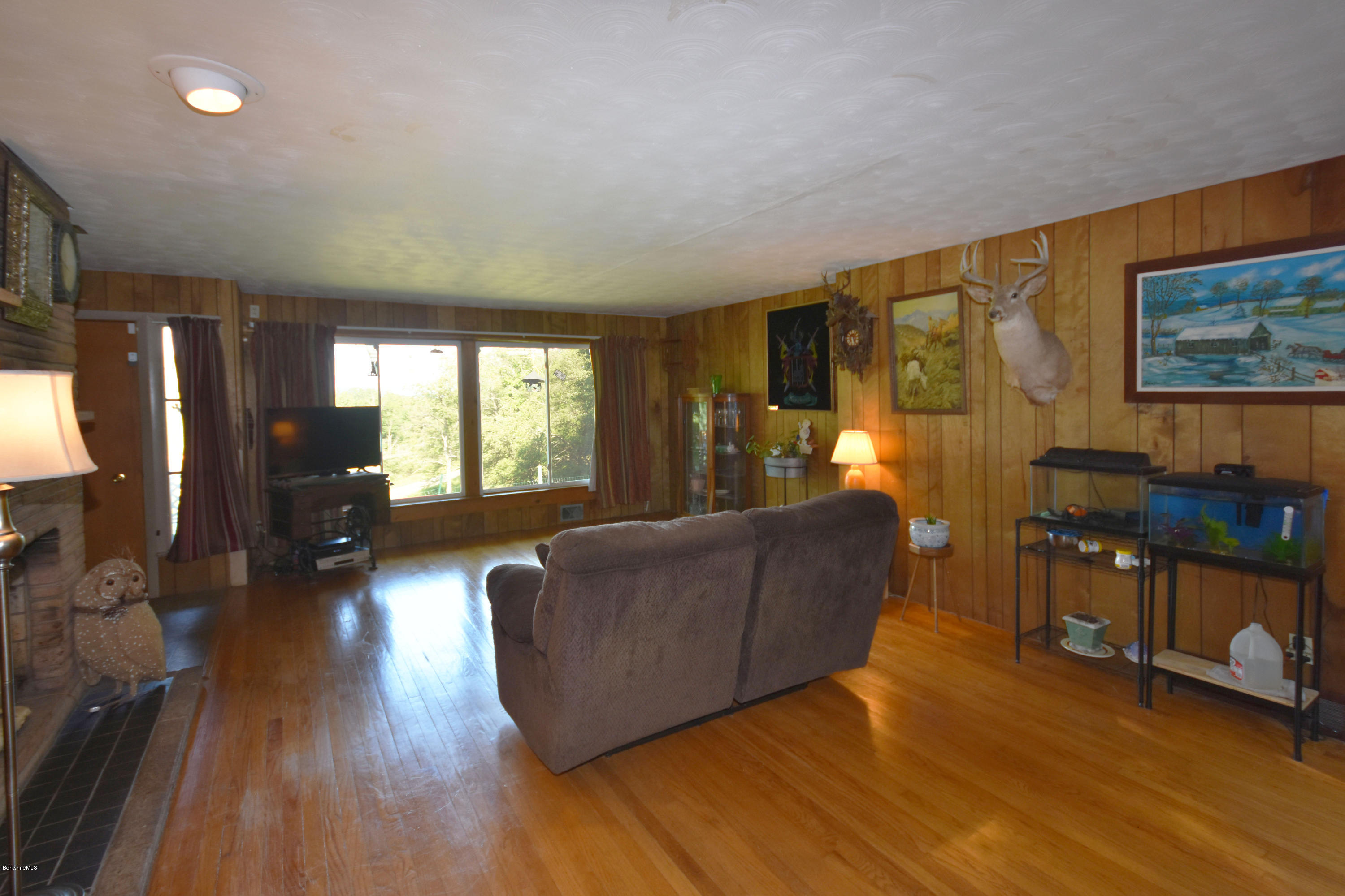 529 Kirchner Road Dalton, MA 01226 - Photo 8 of 38 Living Room
