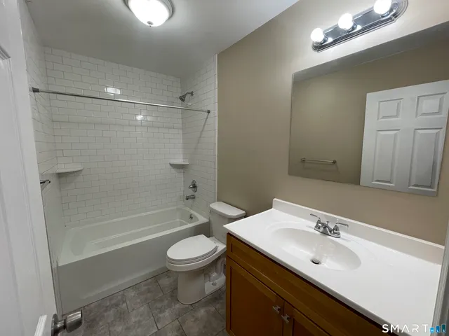 $1,750 | 373 Wolcott Street, Bristol, CT 06010