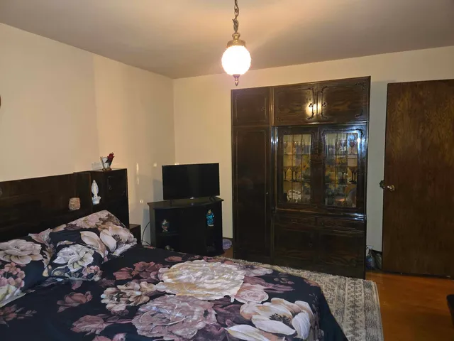 $469,000 | 8103 Gladys Lane, Palos Hills, IL 60465