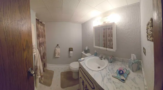 $469,000 | 8103 Gladys Lane, Palos Hills, IL 60465