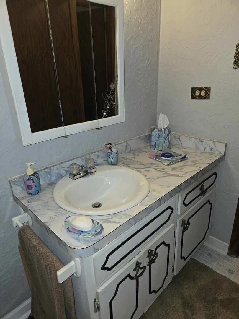 8103 Gladys Lane Palos Hills, IL 60465 - Photo 25 of 28