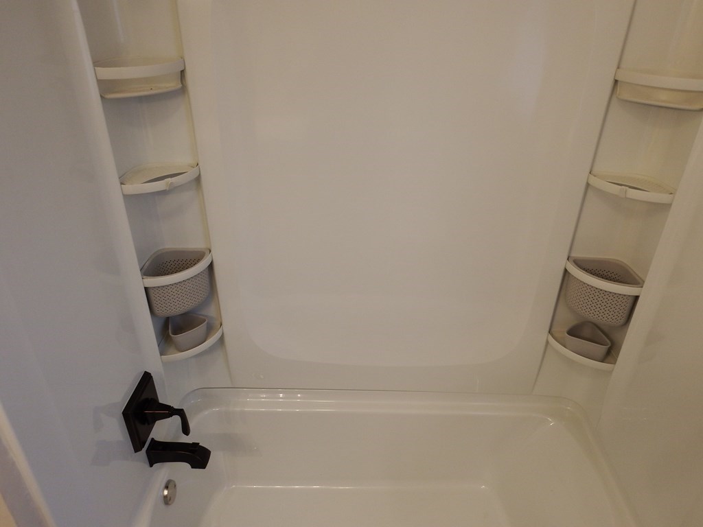 2211 Tillman Street Columbus, GA 31906 - Photo 16 of 20 a bathroom with a bathtub