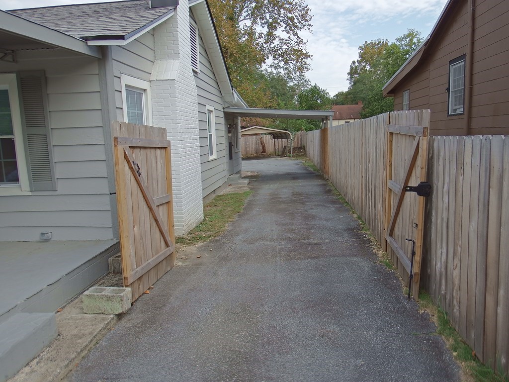 2211 Tillman Street Columbus, GA 31906 - Photo 2 of 20 a view of a back yard of the house