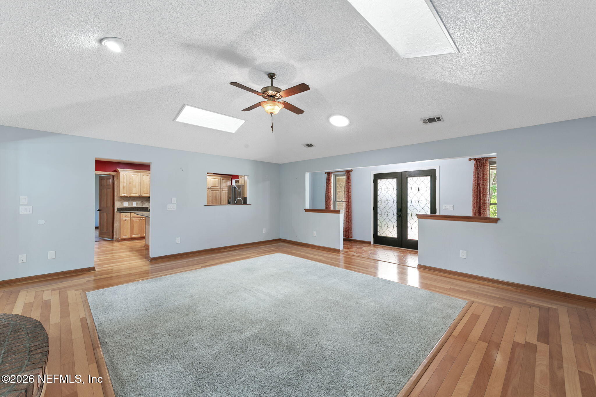 11548 Baskerville Road Jacksonville, FL 32223 - Photo 8 of 38 Living Room 3