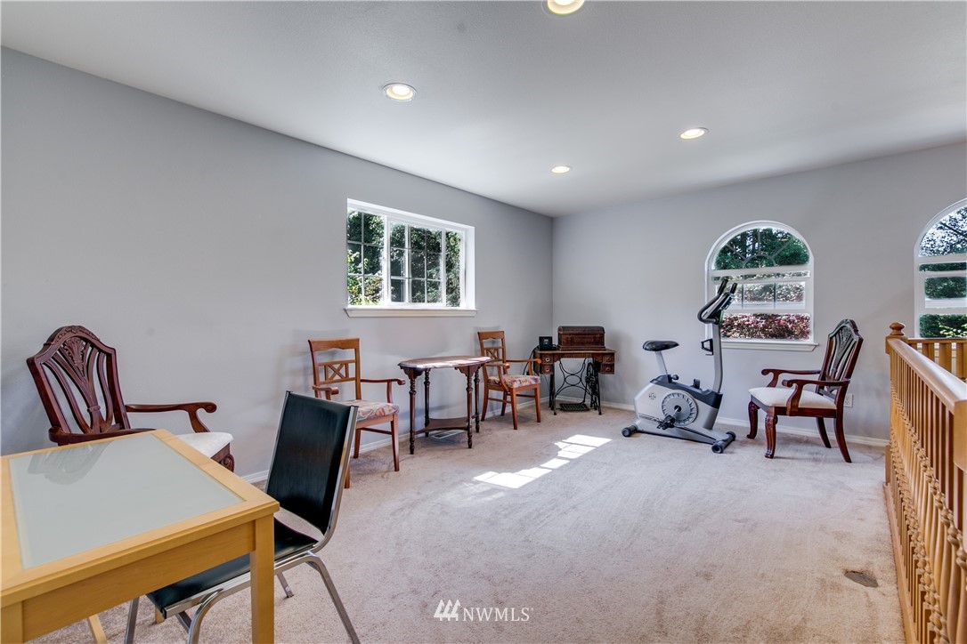 5647 Banner Road Southeast Port Orchard, WA 98367 - Photo 14 of 25 Gallery Image 14