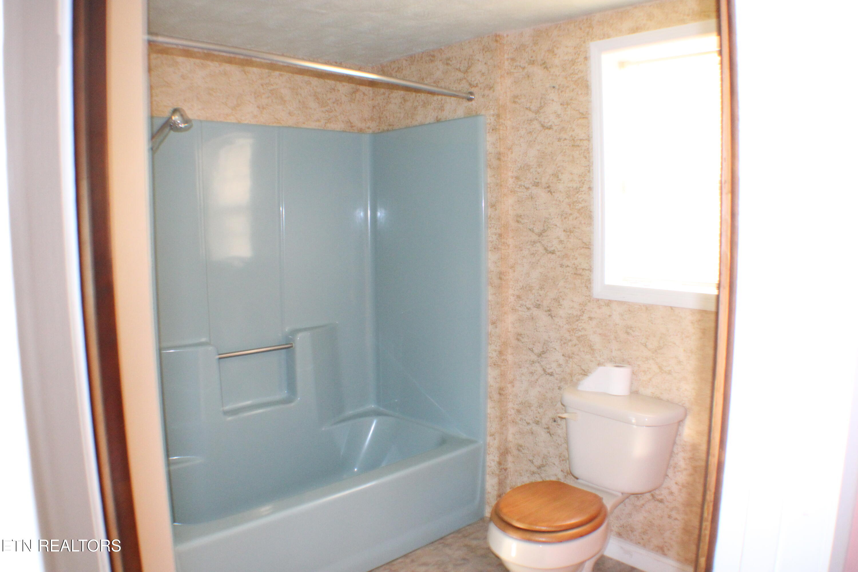 640 Nettleton Road Harrogate, TN 37752 - Photo 15 of 23 IMG_1358