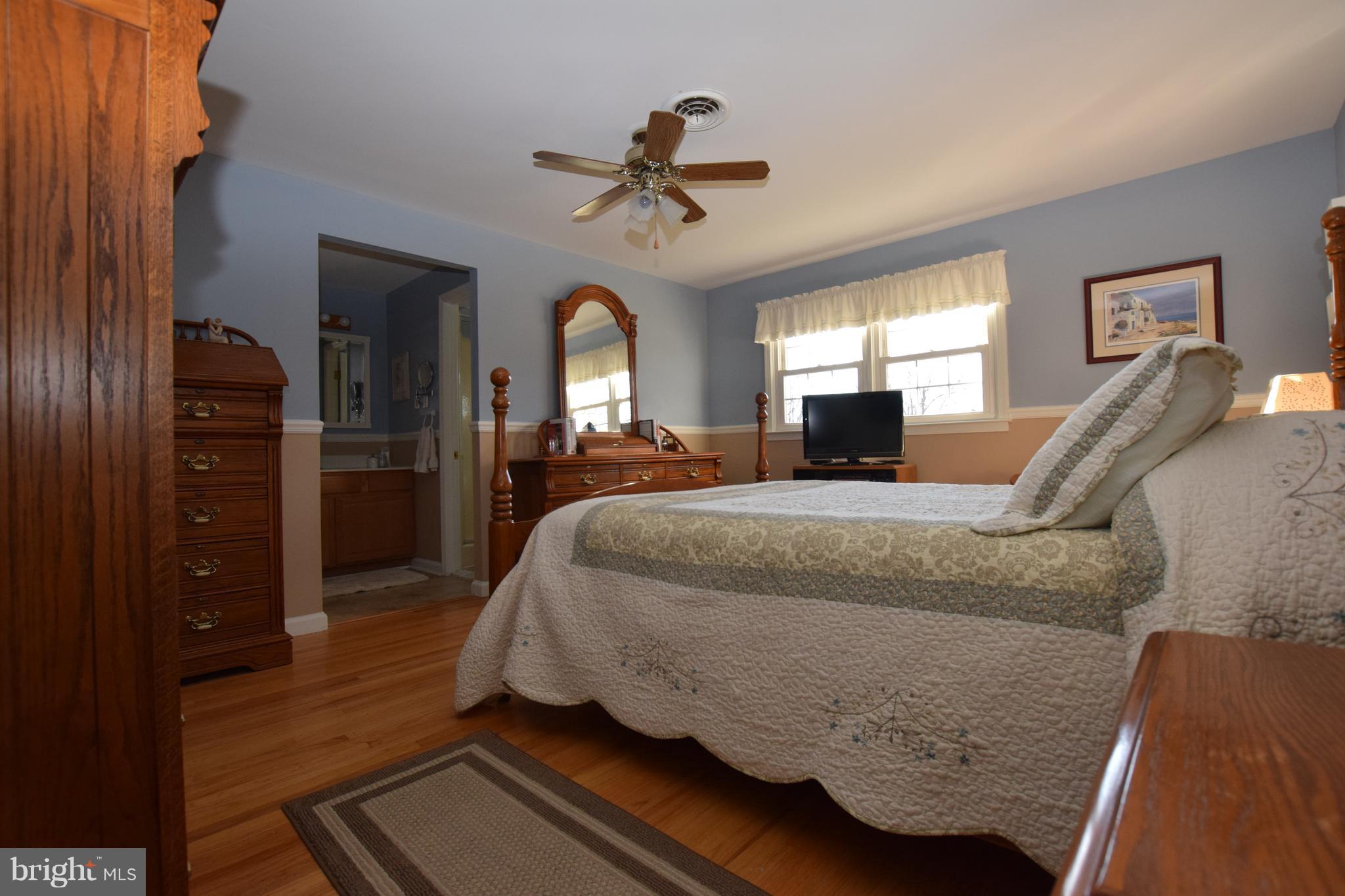 202 Cooper Drive Wallingford, PA 19086 - Photo 15 of 25 Master Bedroom