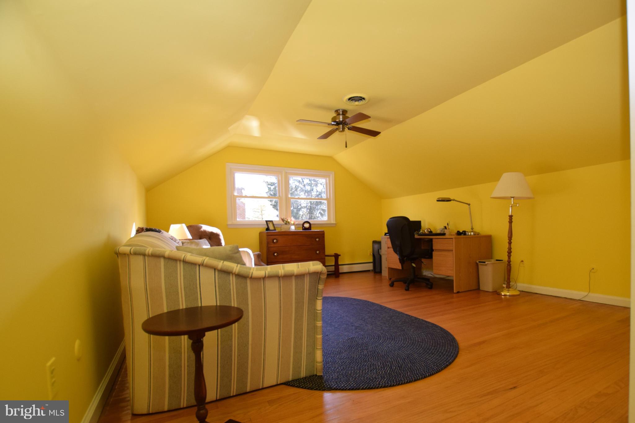 202 Cooper Drive Wallingford, PA 19086 - Photo 22 of 25 Bedroom 5