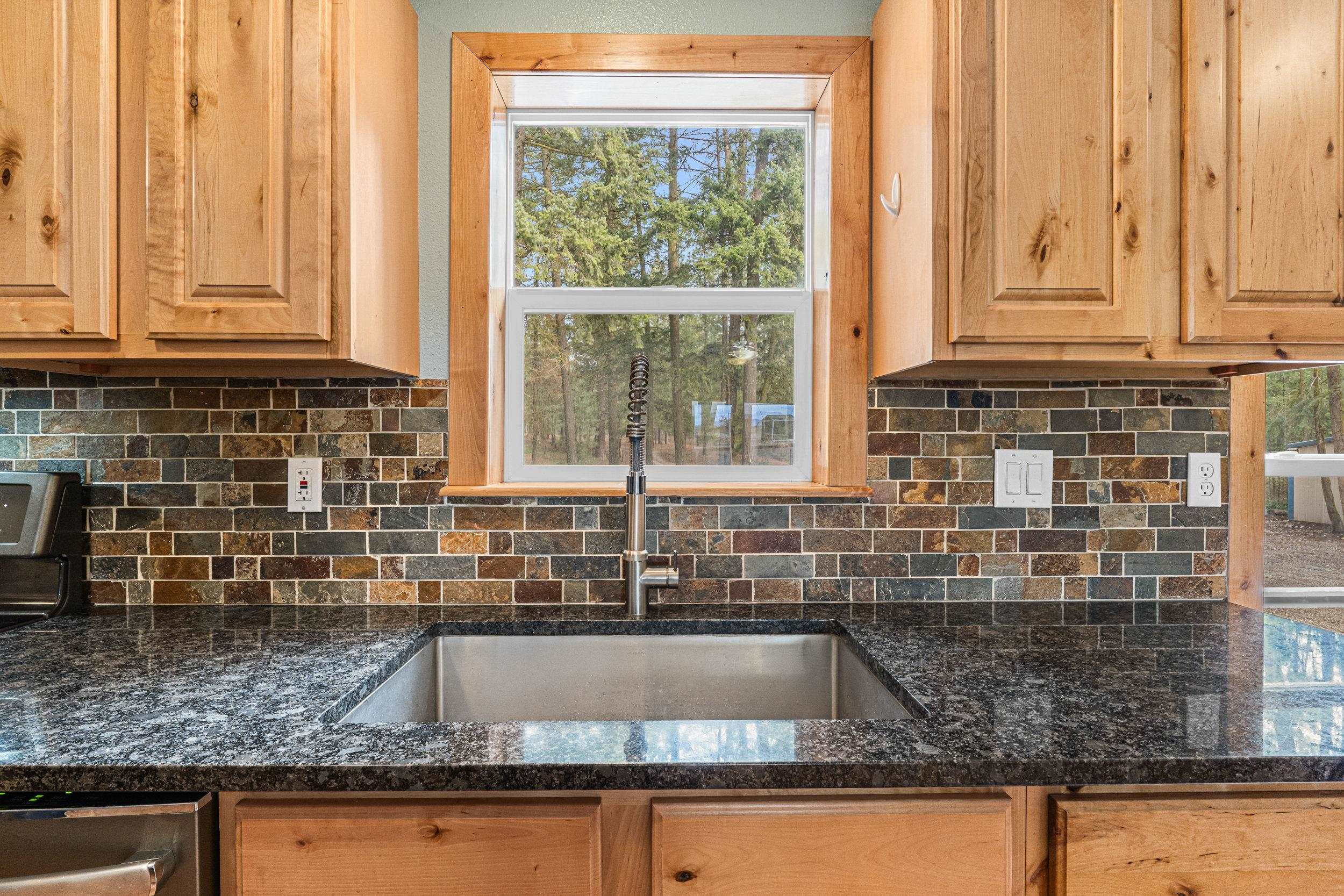 5228 West Crosscut Road Deer Park, WA 99006 - Photo 19 of 46