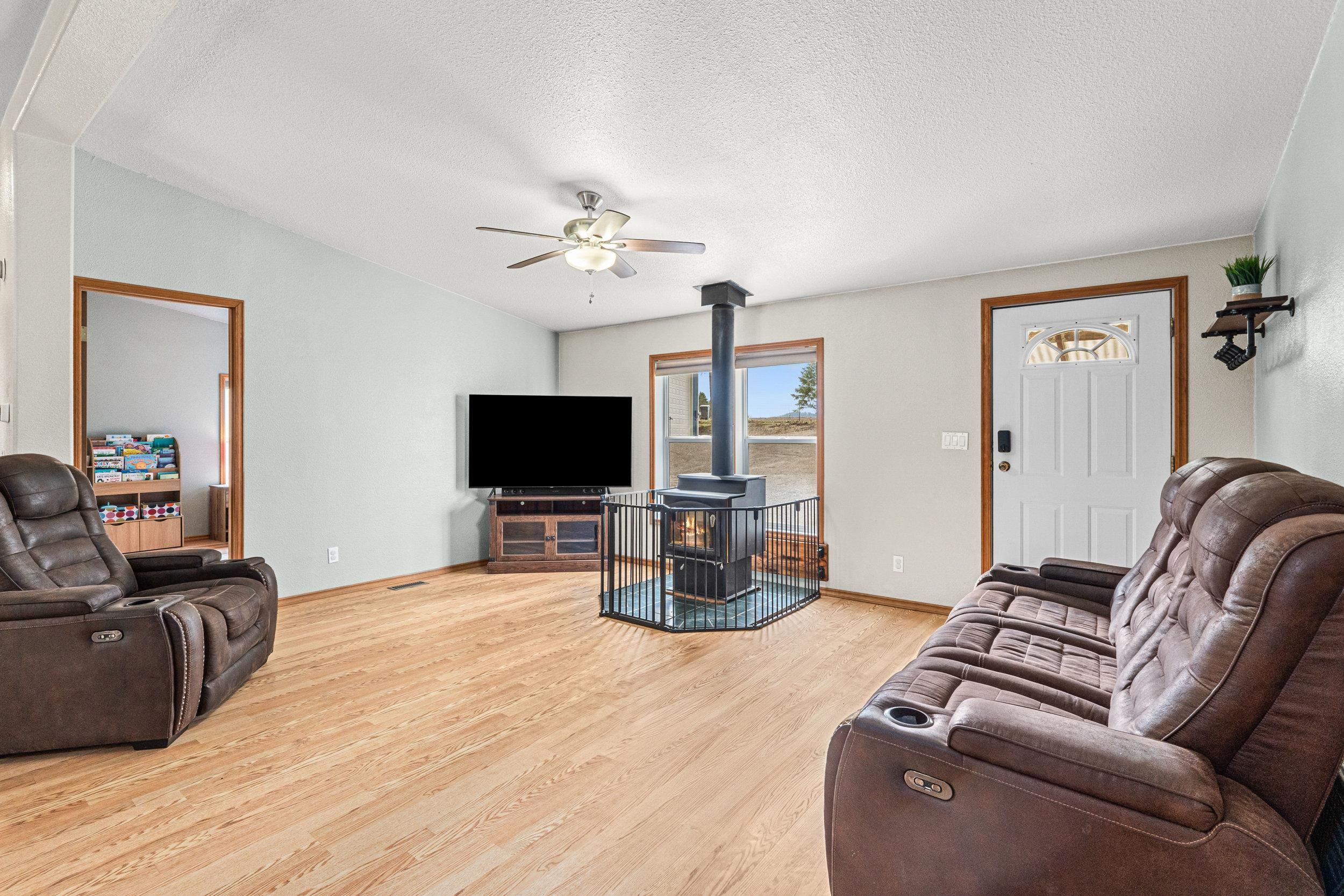 5228 West Crosscut Road Deer Park, WA 99006 - Photo 23 of 46