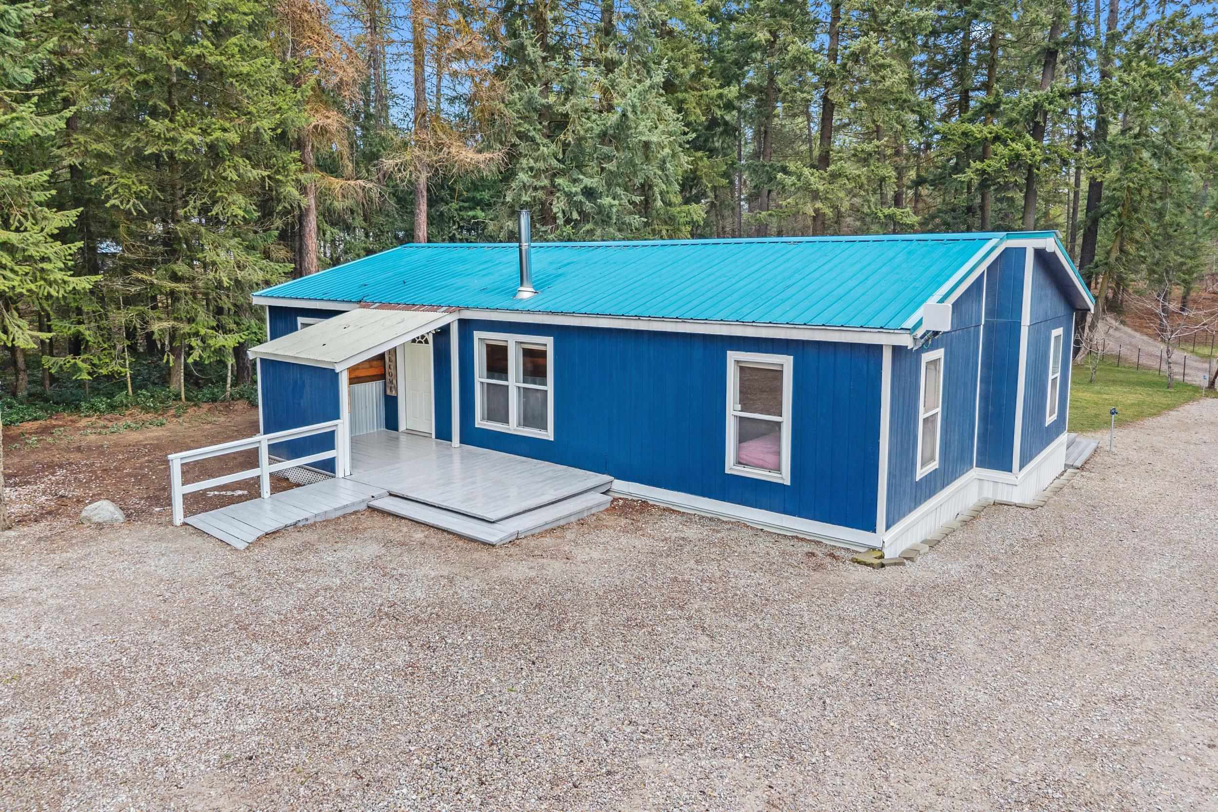 5228 West Crosscut Road Deer Park, WA 99006 - Photo 3 of 46