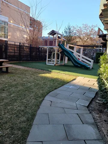 $529,000 | 87-10 51st Avenue, Unit 1P | Elmhurst