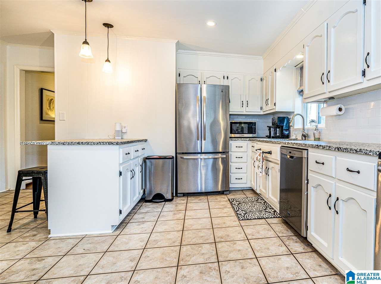 4233 Warren Road Birmingham, AL 35213 - Photo 10 of 23