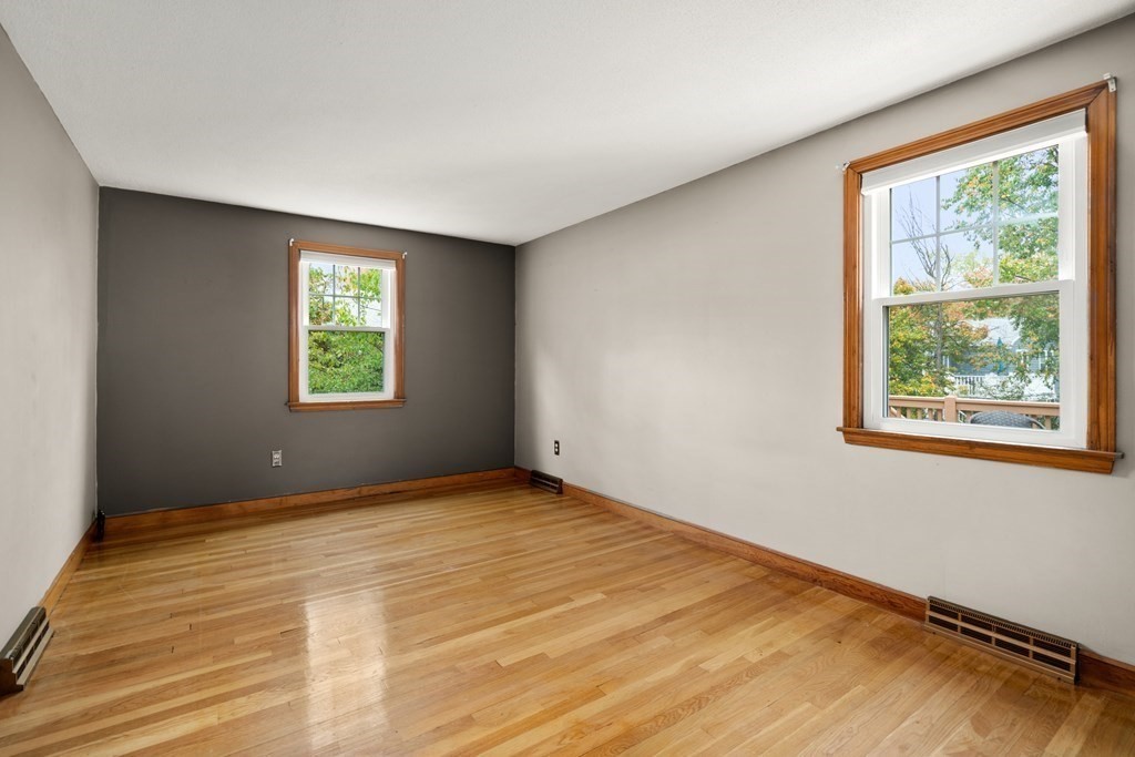 11 Arnold Road Norwood, MA 02062 - Photo 13 of 29 Gallery Image 13