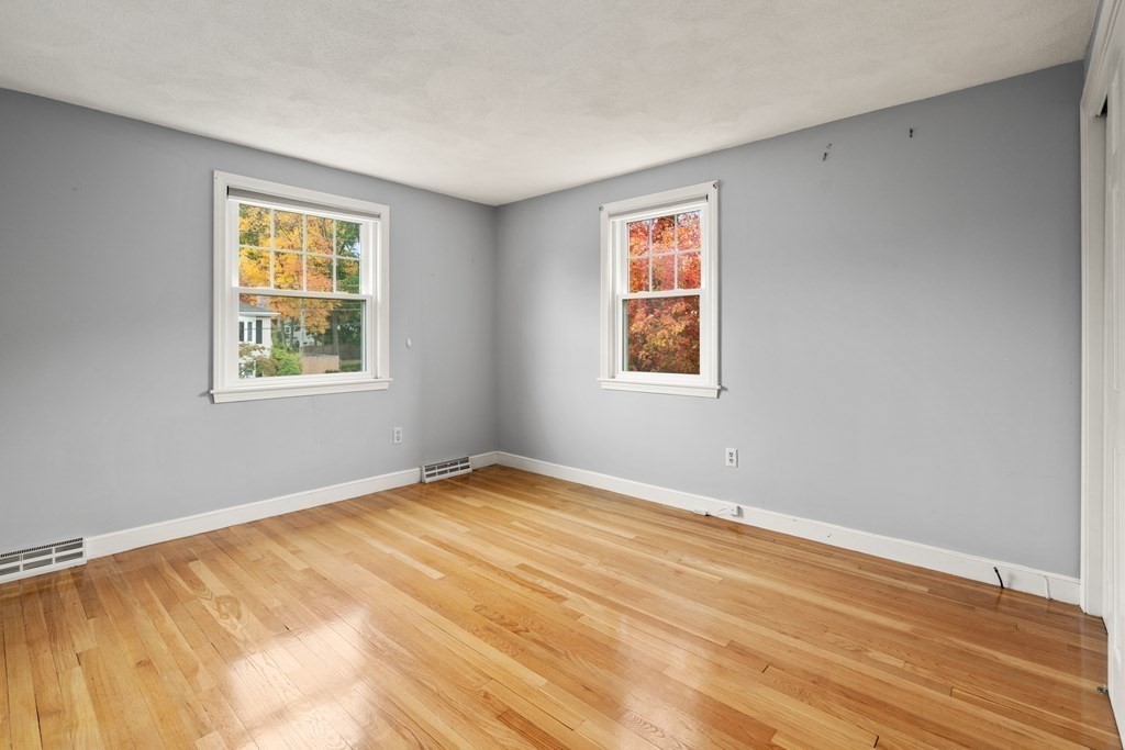 11 Arnold Road Norwood, MA 02062 - Photo 14 of 29 Gallery Image 14