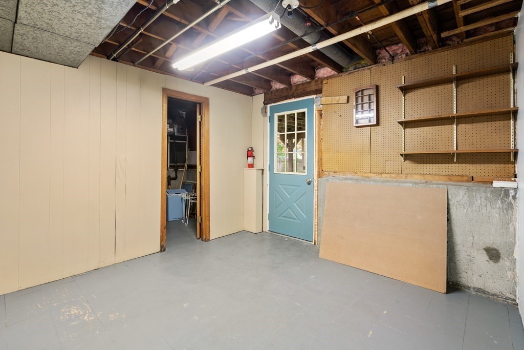 11 Arnold Road Norwood, MA 02062 - Photo 20 of 29 Gallery Image 20