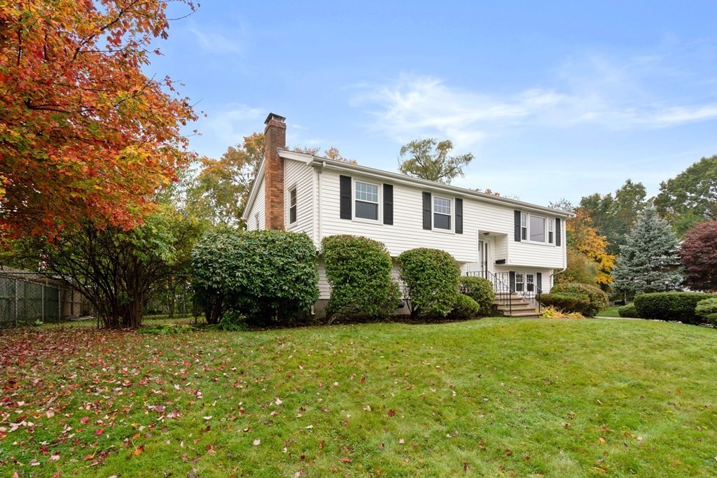 11 Arnold Road Norwood, MA 02062 - Photo 28 of 29 Gallery Image 28