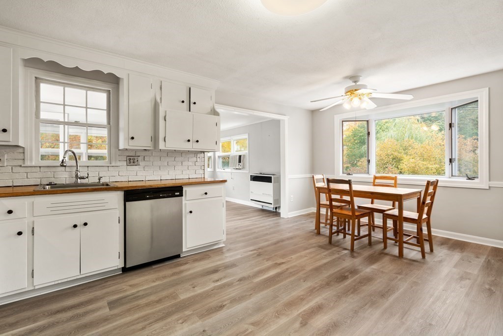 11 Arnold Road Norwood, MA 02062 - Photo 5 of 29 Gallery Image 5