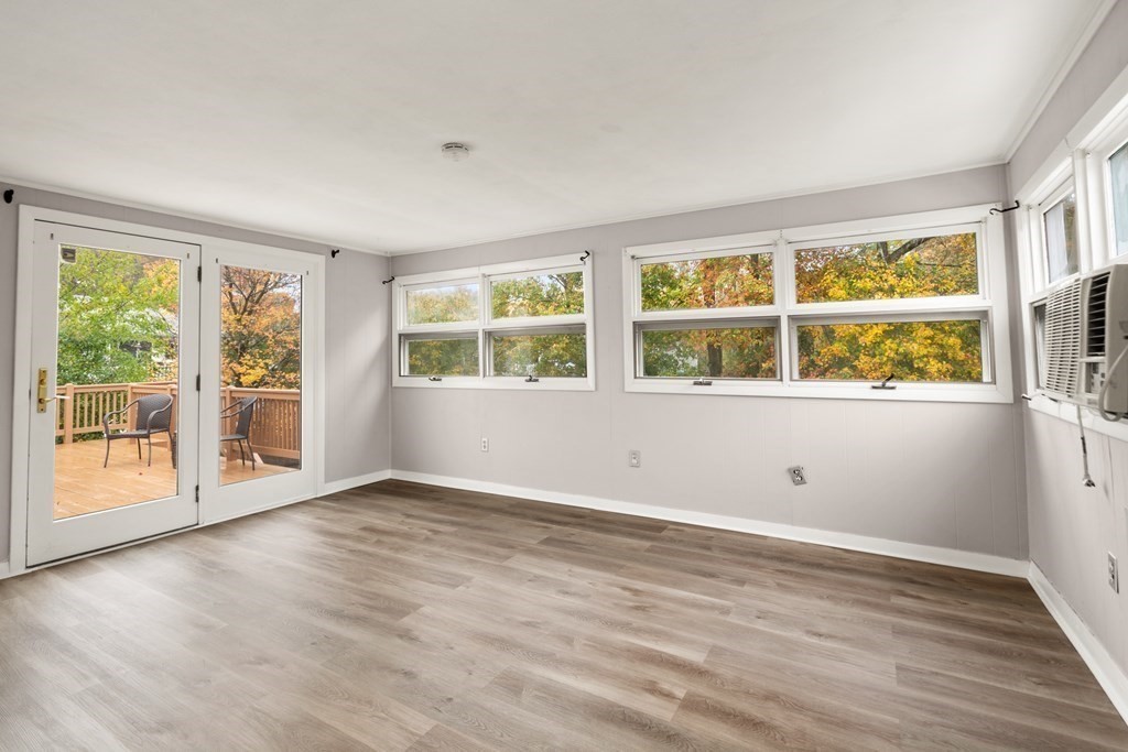 11 Arnold Road Norwood, MA 02062 - Photo 9 of 29 Gallery Image 9