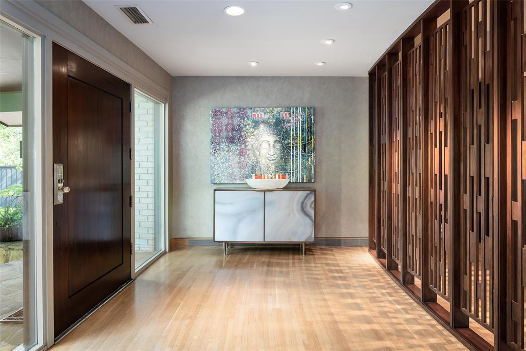 4651 Chapel Hill Road Dallas, TX 75214 - Photo 9 of 34