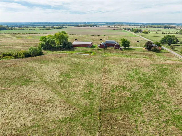 $675,000 | 4076 South Avon Road, Avon, NY 14414