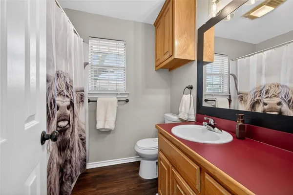 $295,000 | 420 Robert Drive, Springtown, TX 76082