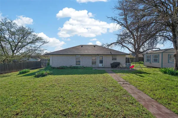 $295,000 | 420 Robert Drive, Springtown, TX 76082