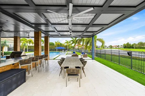 a view of outdoor space yard and patio