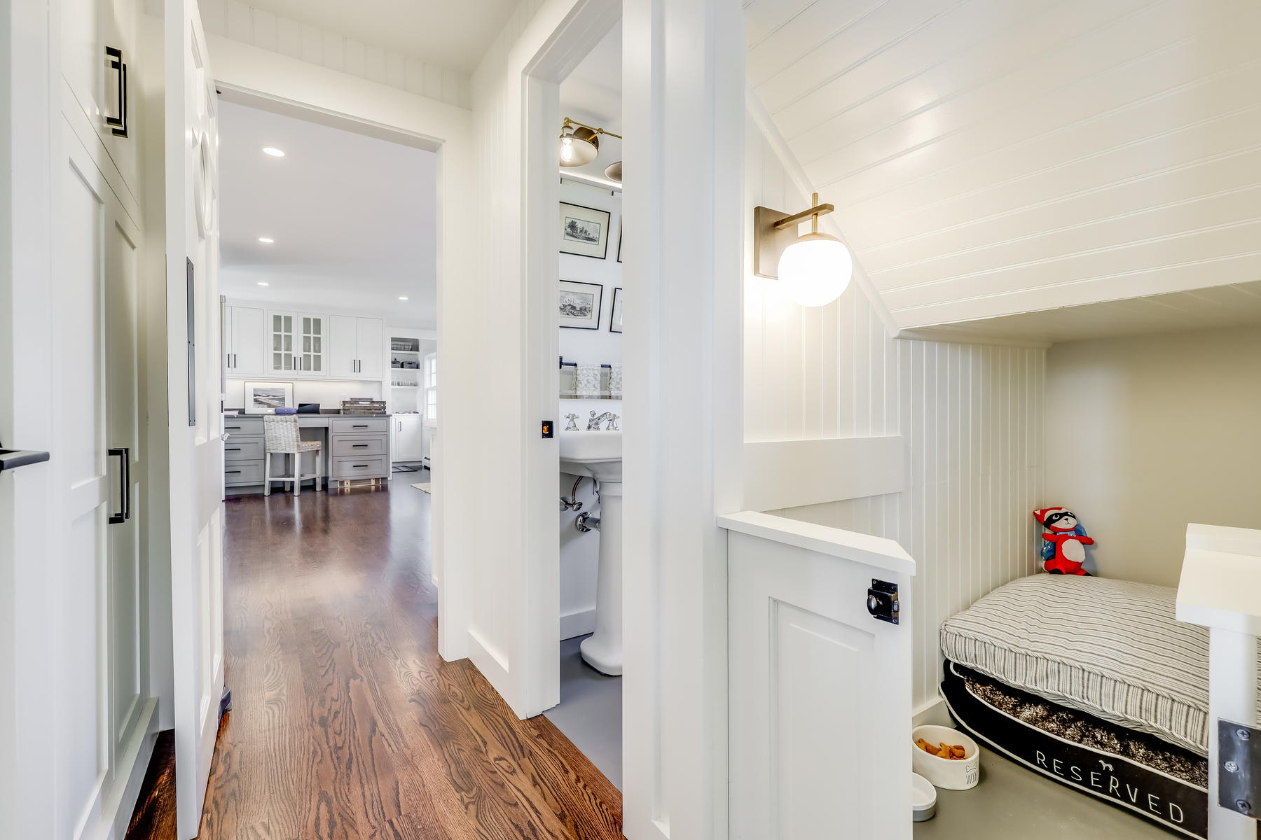 67 Quonset Road Falmouth, MA 02540 - Photo 15 of 55 Pet Nook