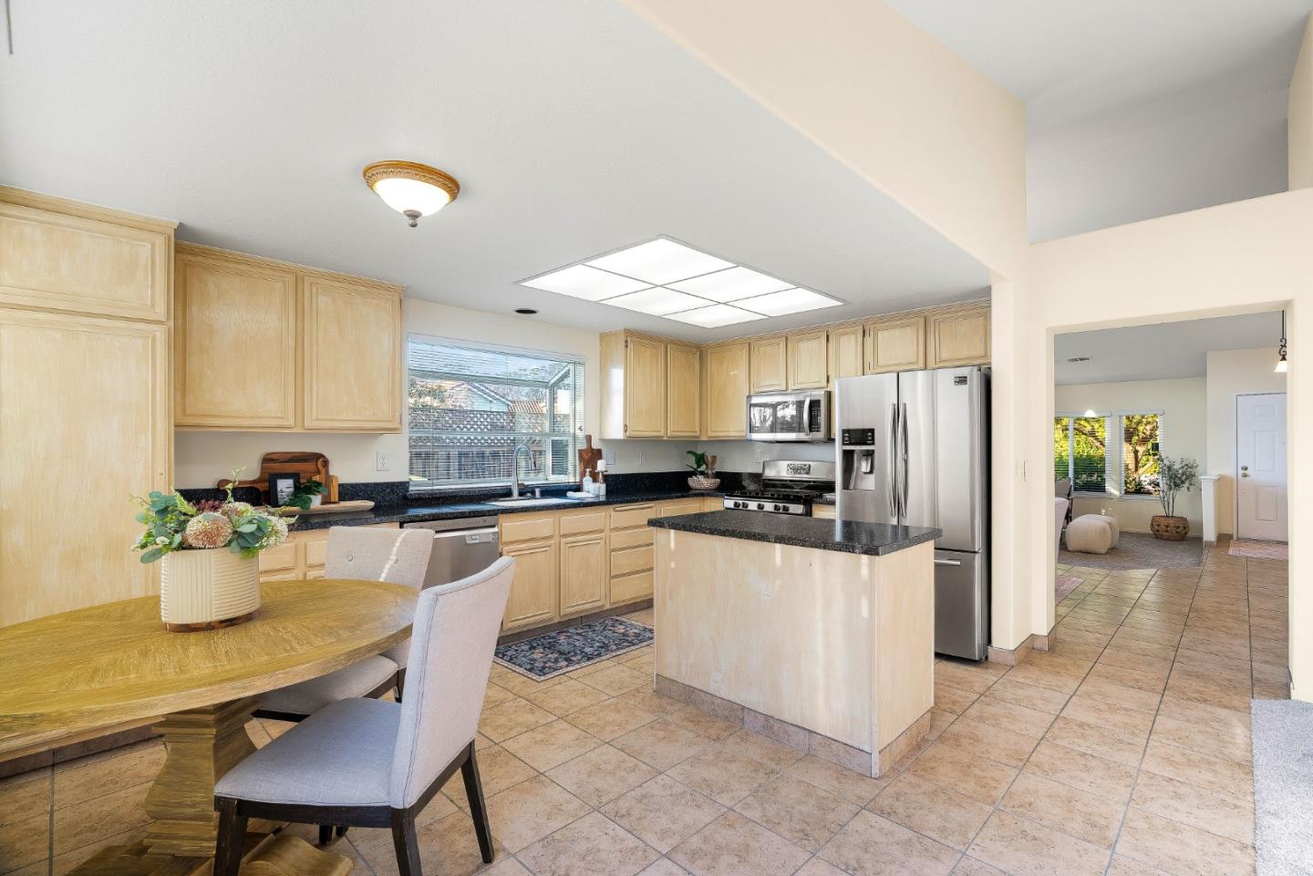 292 Quebrada Del Mar Road Marina, CA 93933 - Photo 9 of 35