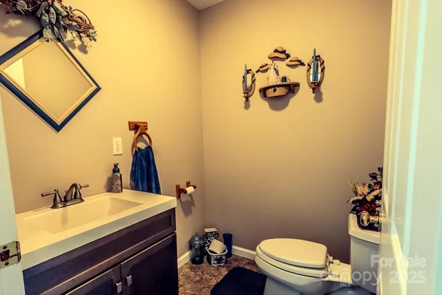 $779,000 | 48 Open Range Drive, Barnardsville, NC 28709