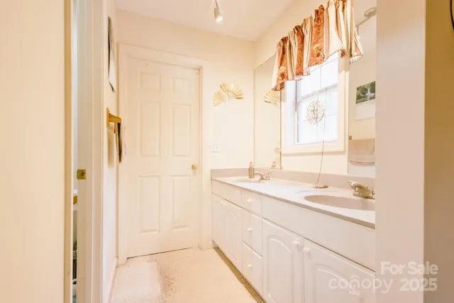 $779,000 | 48 Open Range Drive, Barnardsville, NC 28709