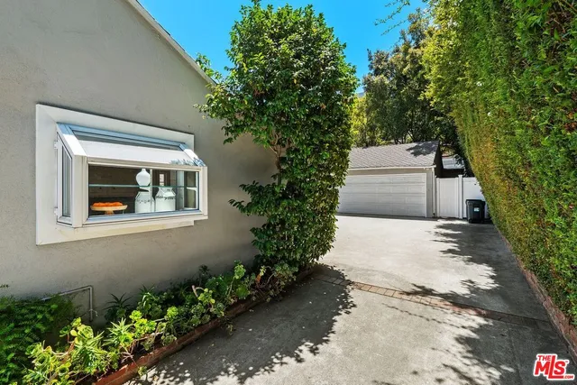 $2,195,000 | 11782 Bellagio Road, Los Angeles, CA 90049