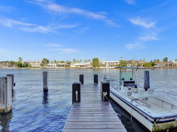 $3,650 | 3310 South Ocean Boulevard, Unit 629D, Highland Beach, FL 33487