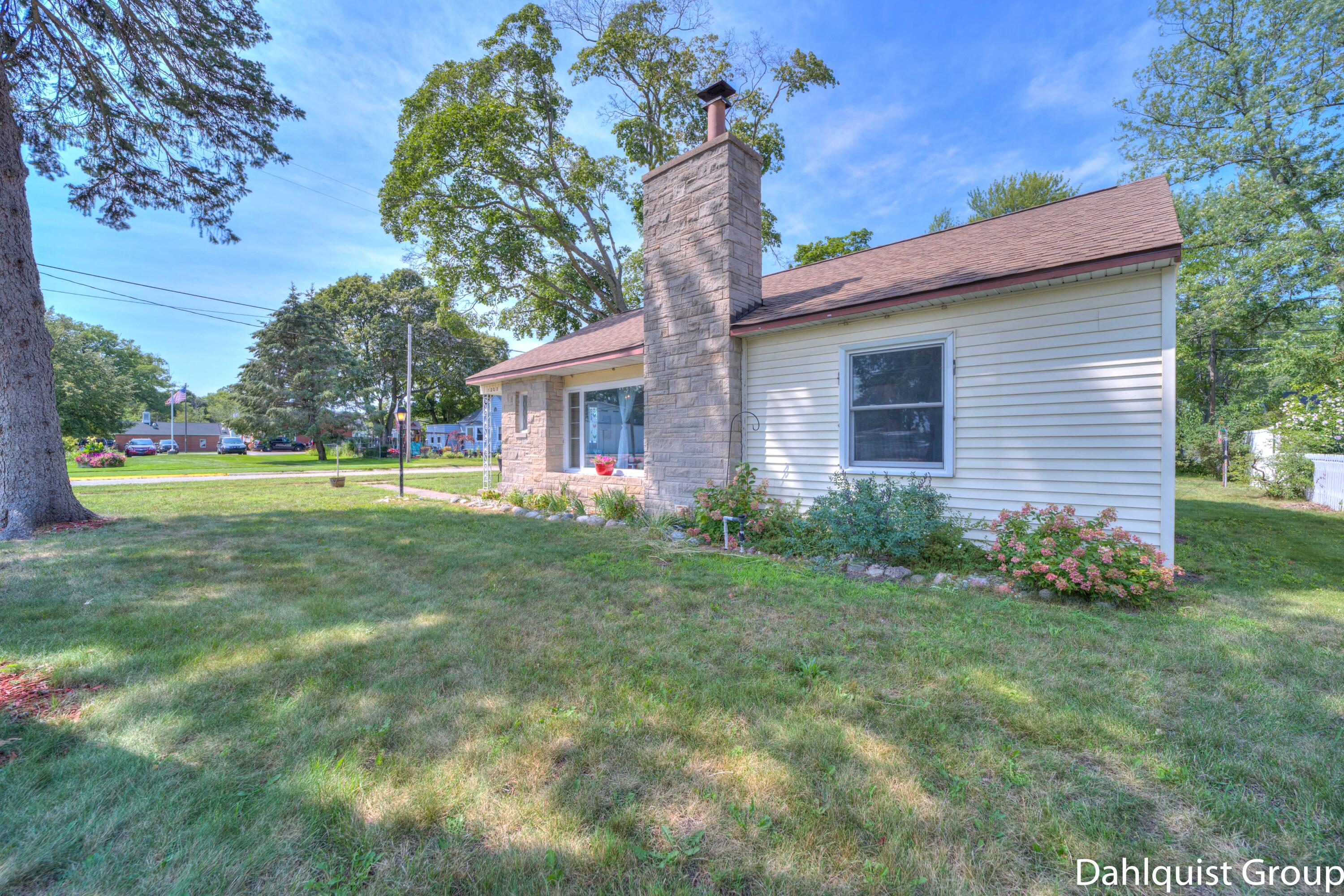 1202 Ruddiman Drive Muskegon, MI 49445 - Photo 7 of 71 1202 Ruddiman Fina (7 of 77)