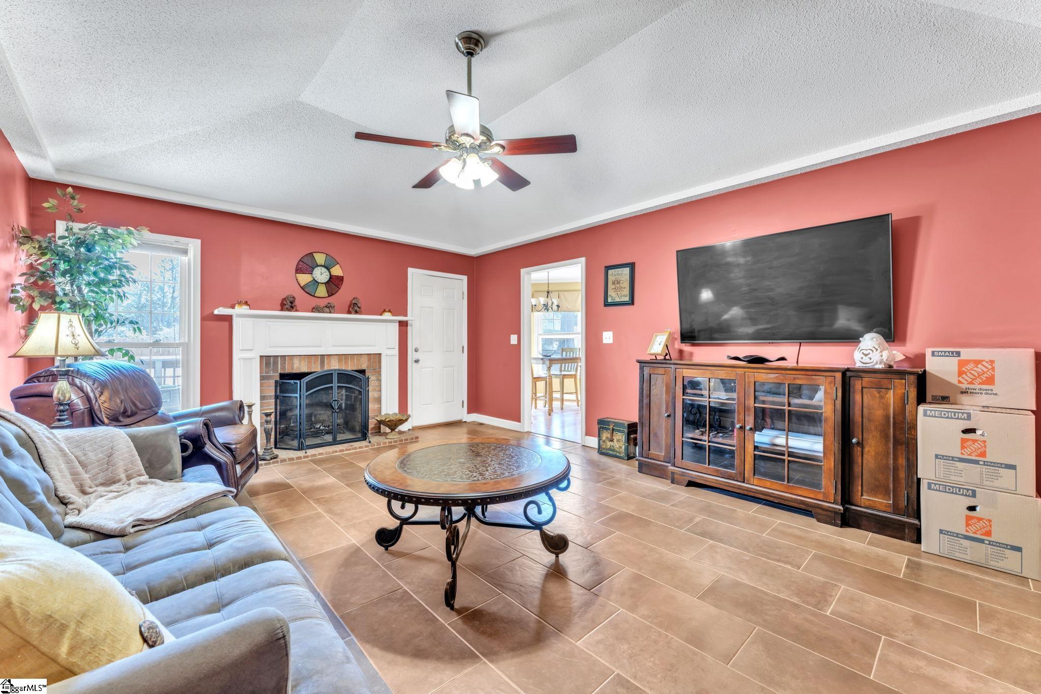 200 Spring Meadow Road Simpsonville, SC 29680 - Photo 5 of 33