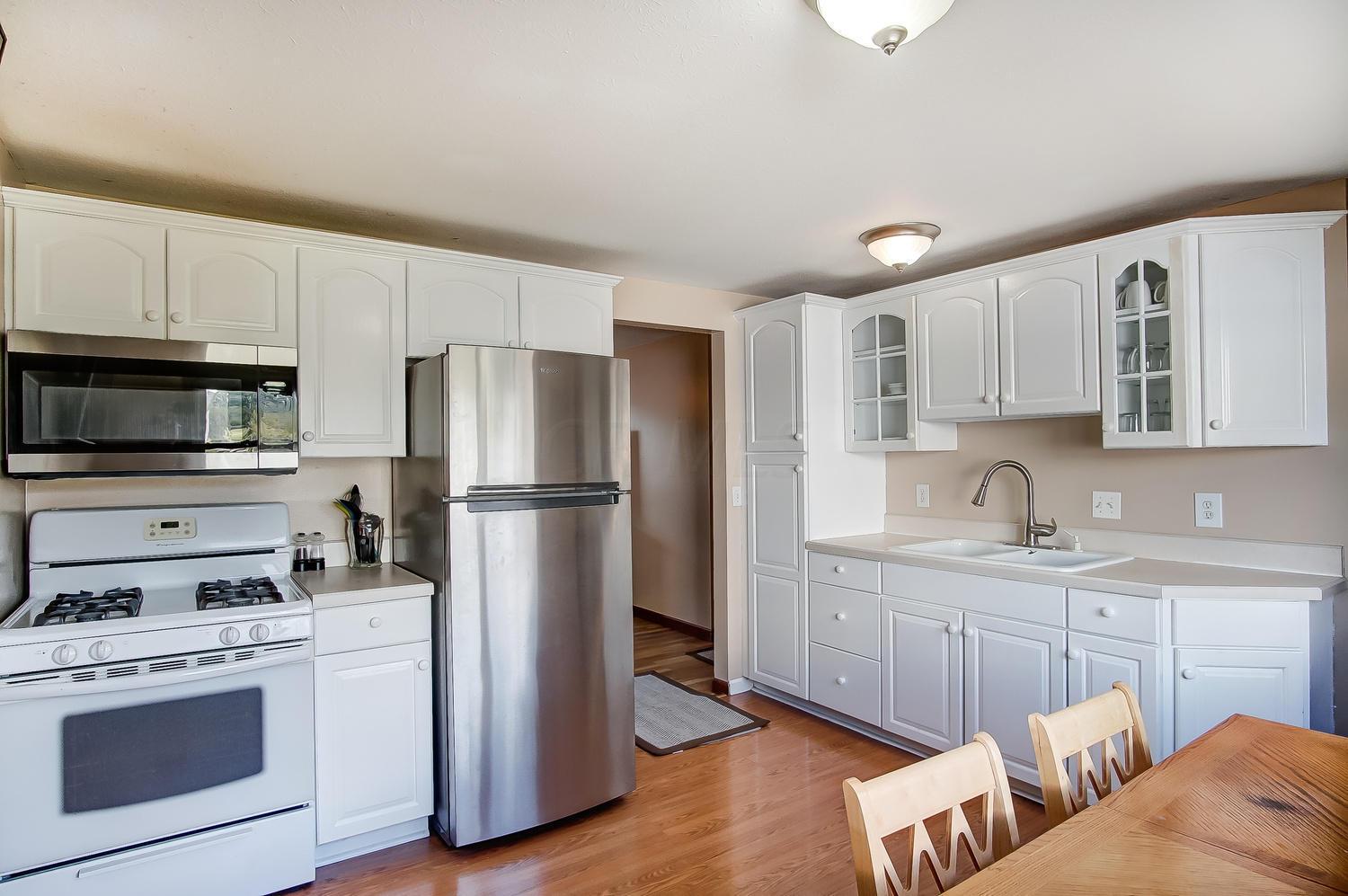3884 Lexmont Road South Columbus, OH 43228 - Photo 8 of 21 Gallery Image 8