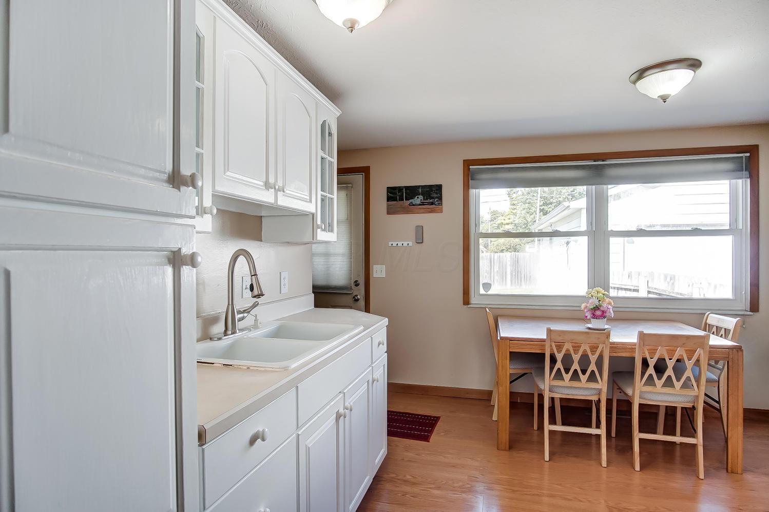 3884 Lexmont Road South Columbus, OH 43228 - Photo 9 of 21 Gallery Image 9