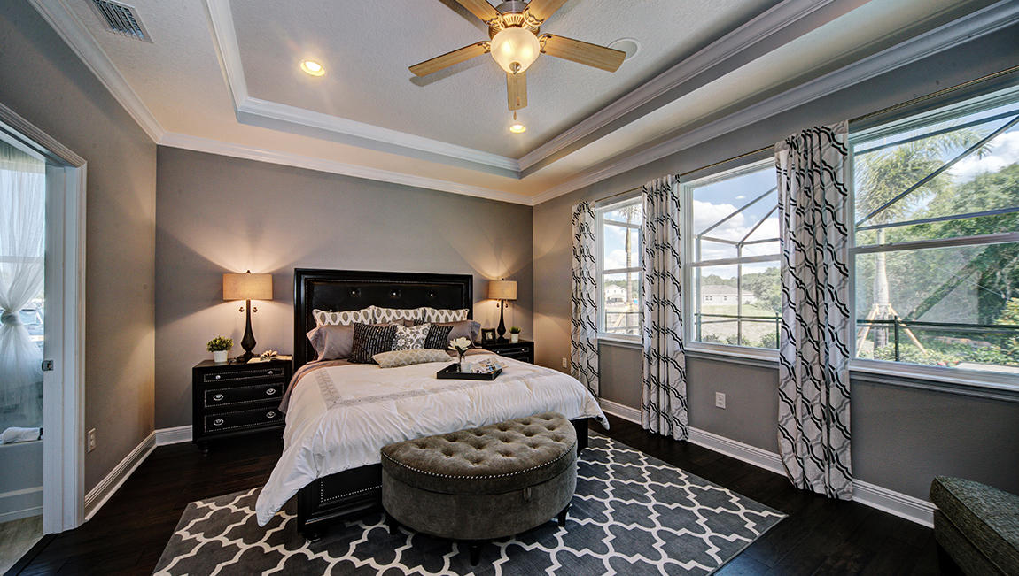 346 Merlin Court Crestview, FL 32539 - Photo 10 of 19 Camden master suite 1
