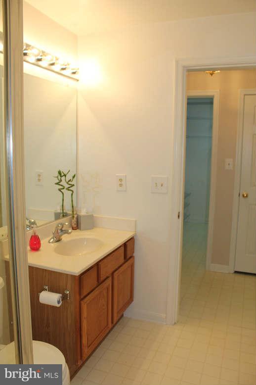 12908 Churchill Ridge Circle, Unit 4F Germantown, MD 20874 - Photo 14 of 18 Bath