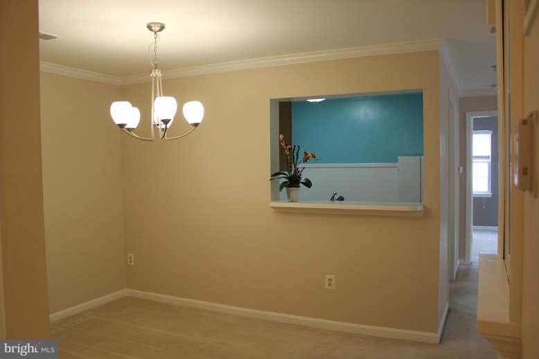 12908 Churchill Ridge Circle, Unit 4F Germantown, MD 20874 - Photo 15 of 18 Dining Room